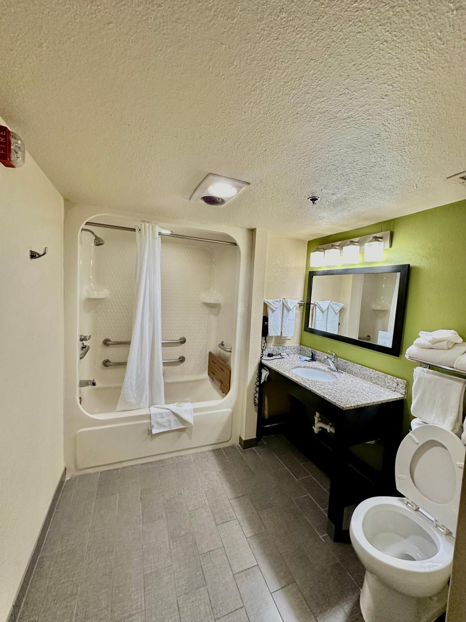 Sleep Inn & Suites Tulsa Central I-44 Zewnętrze zdjęcie